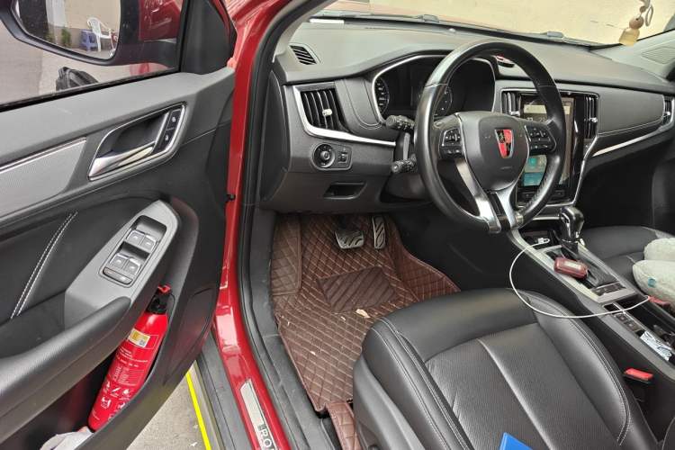 Used Roewe RX5 2016 20T Two-Wheel Drive Automatic Internet Smart Edition Driver Seat