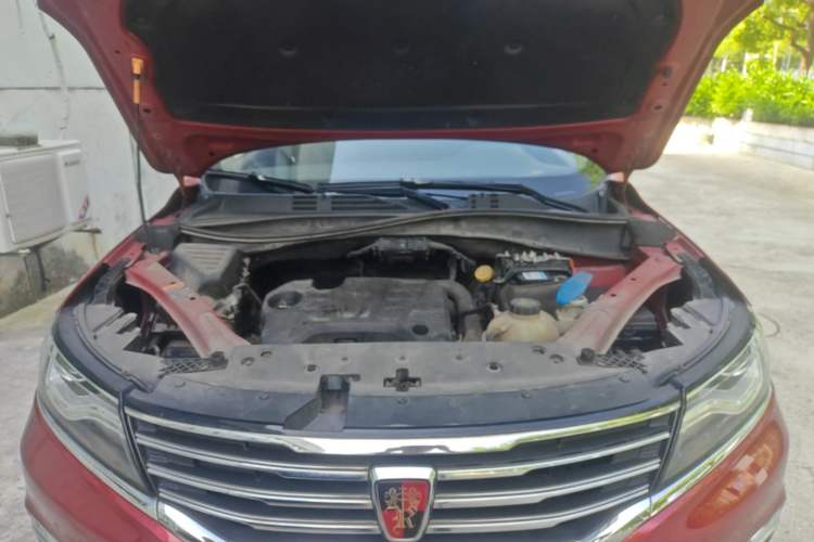 Used Roewe RX5 2016 20T Two-Wheel Drive Automatic Internet Smart Edition Engine Bay