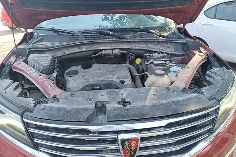 Used Roewe RX5 2016 20T Two-Wheel Drive Automatic Flagship Edition Engine Bay