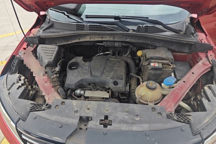Used Roewe RX5 2016 20T Two-Wheel Drive Automatic Internet Smart Edition Engine Bay