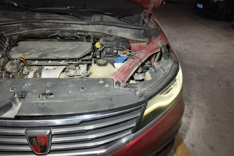 Used Roewe RX5 2016 30T Two-Wheel Drive Automatic Internet Smart Edition Engine Bay Left