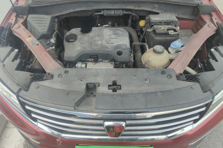 Used Roewe RX5 2016 20T Two-Wheel Drive Automatic Internet Smart Edition Engine Bay