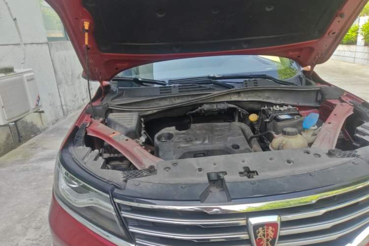 Used Roewe RX5 2016 20T Two-Wheel Drive Automatic Internet Smart Edition Engine Bay Right