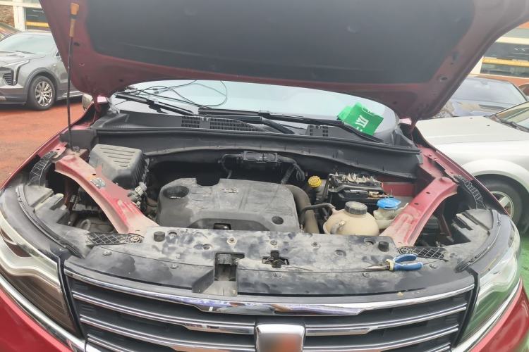 Used Roewe RX5 2016 20T Two-Wheel Drive Automatic Flagship Edition Engine Bay