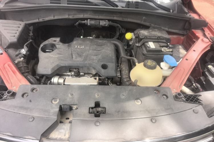 Used Roewe RX5 2016 20T Two-Wheel Drive Automatic Internet Smart Edition Engine Bay