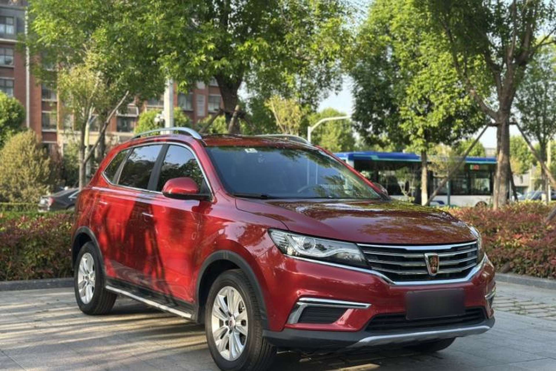 Used Roewe RX5 2016 20T Two-Wheel Drive Automatic Flagship Edition Exterior 2