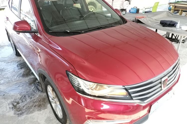 Used Roewe RX5 2016 20T Two-Wheel Drive Automatic Flagship Edition Front Right 45 Deg