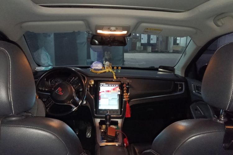Used Roewe RX5 2016 20T Two-Wheel Drive Automatic Internet Smart Edition Headliner