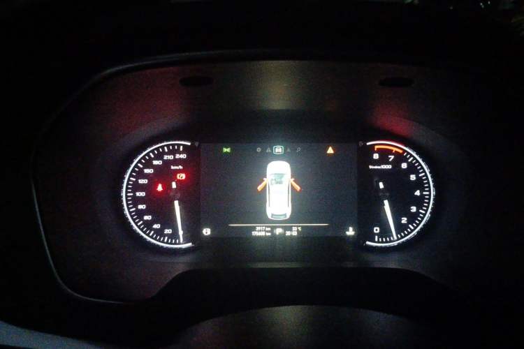 Used Roewe RX5 2016 30T Two-Wheel Drive Automatic Internet Smart Edition Instrument Cluster