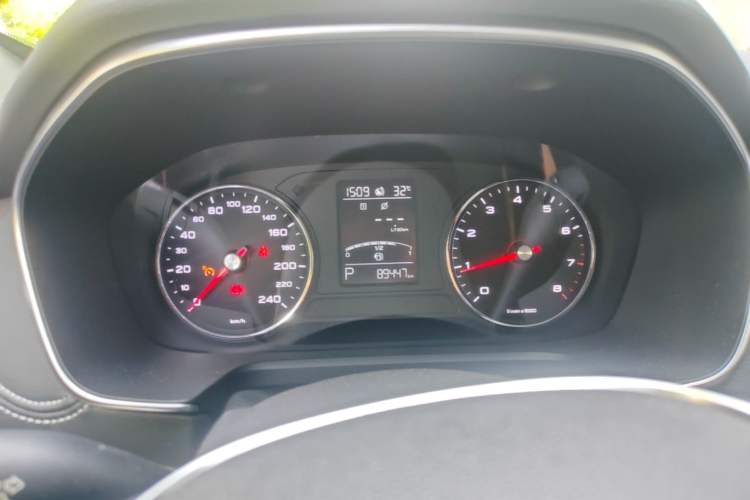 Used Roewe RX5 2016 20T Two-Wheel Drive Automatic Internet Smart Edition Instrument Cluster