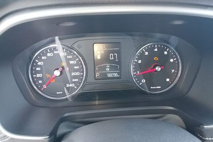 Used Roewe RX5 2016 20T Two-Wheel Drive Automatic Flagship Edition Instrument Cluster