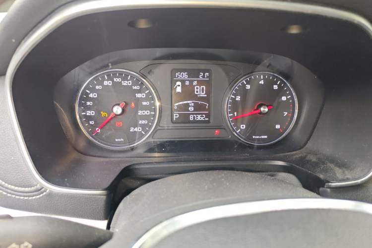 Used Roewe RX5 2016 20T Two-Wheel Drive Automatic Internet Smart Edition Instrument Cluster