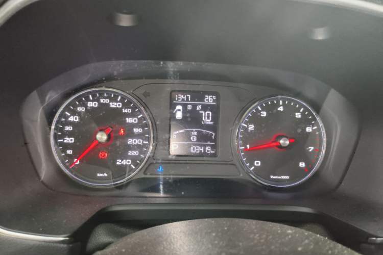 Used Roewe RX5 2016 20T Two-Wheel Drive Automatic Internet Smart Edition Instrument Cluster