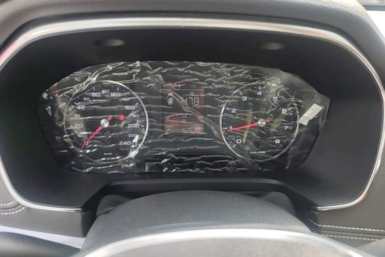 Used Roewe RX5 2016 20T Two-Wheel Drive Automatic Flagship Edition Instrument Cluster