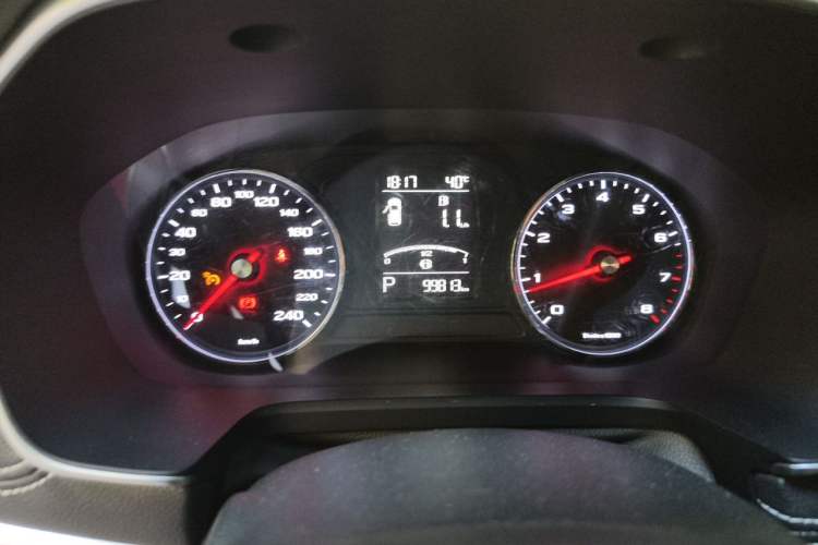 Used Roewe RX5 2016 20T Two-Wheel Drive Automatic Internet Smart Edition Instrument Cluster