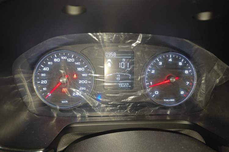 Used Roewe RX5 2016 20T Two-Wheel Drive Manual Flagship Edition Instrument Cluster