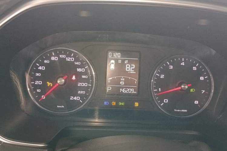 Used Roewe RX5 2016 20T Two-Wheel Drive Automatic Flagship Edition Instrument Cluster