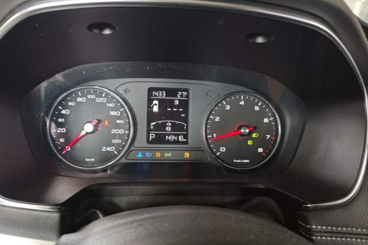 Used Roewe RX5 2016 20T Two-Wheel Drive Automatic Internet Smart Edition Instrument Cluster