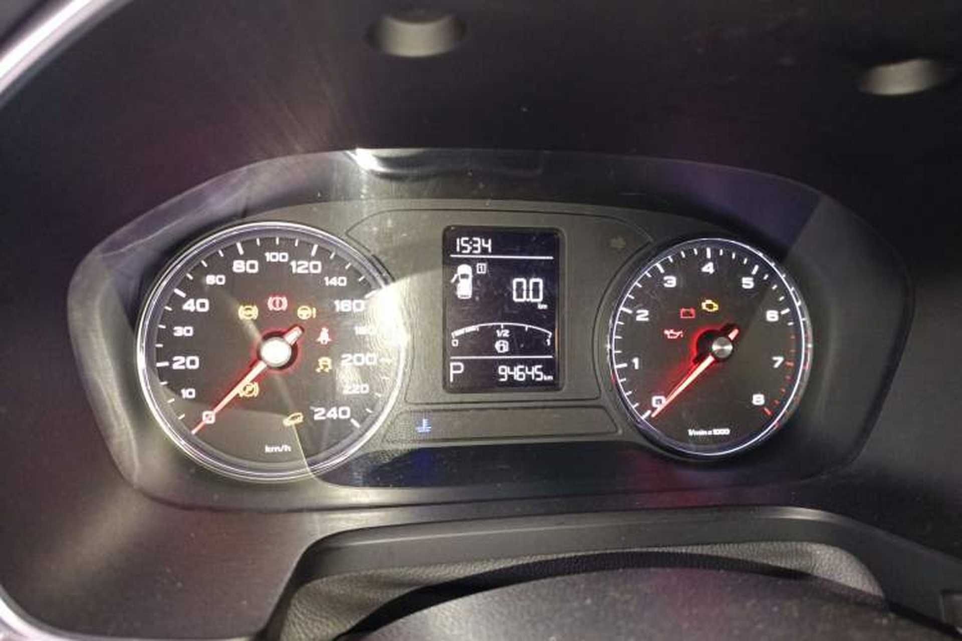 Used Roewe RX5 2016 20T Two-Wheel Drive Automatic Flagship Edition Instrument Cluster