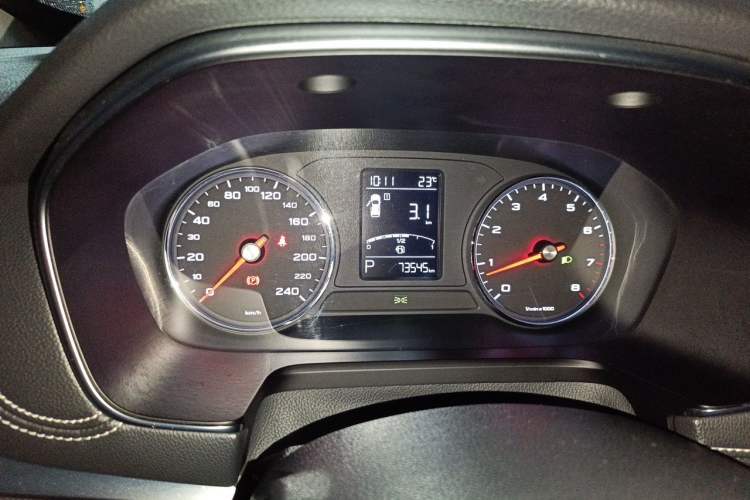 Used Roewe RX5 2016 20T Two-Wheel Drive Automatic Internet Smart Edition Instrument Cluster