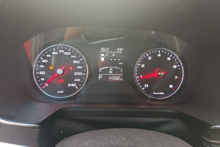 Used Roewe RX5 2016 20T Two-Wheel Drive Automatic Internet Smart Edition Instrument Cluster