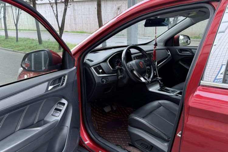 Used Roewe RX5 2016 20T Two-Wheel Drive Automatic Flagship Edition Interior 5