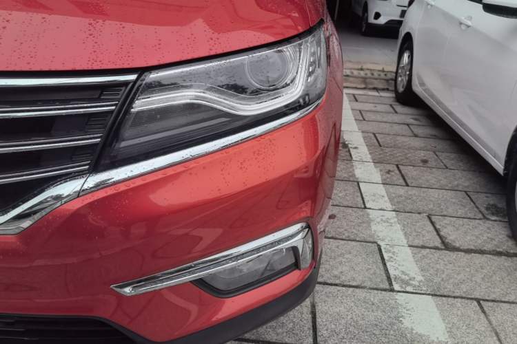 Used Roewe RX5 2016 20T Two-Wheel Drive Automatic Internet Smart Edition Left Front Headlight