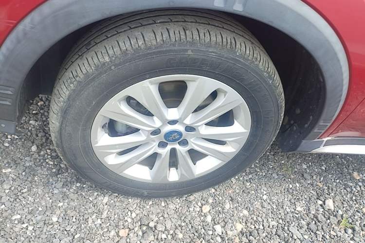 Used Roewe RX5 2016 20T Two-Wheel Drive Automatic Flagship Edition Left Front Wheel Hub
