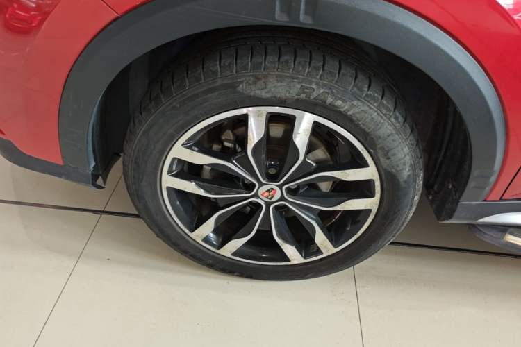 Used Roewe RX5 2016 20T Two-Wheel Drive Automatic Internet Smart Edition Left Front Wheel Hub