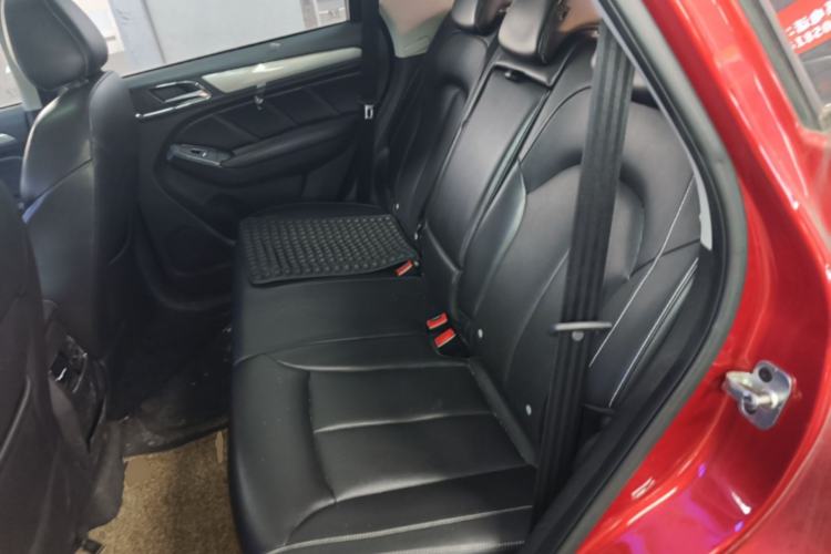 Used Roewe RX5 2016 20T Two-Wheel Drive Automatic Internet Smart Edition Left Rear Seat