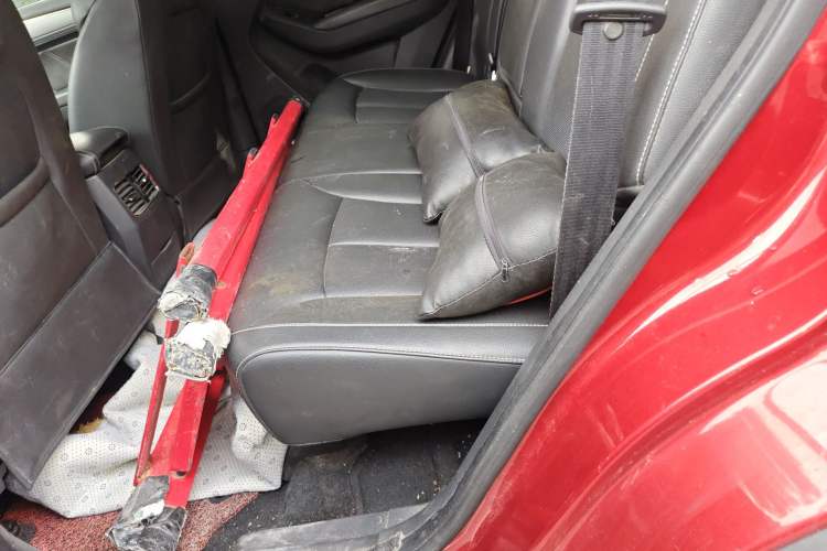 Used Roewe RX5 2016 20T Two-Wheel Drive Automatic Internet Smart Edition Left Rear Seat