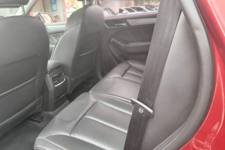 Used Roewe RX5 2016 20T Two-Wheel Drive Automatic Flagship Edition Left Rear Seat