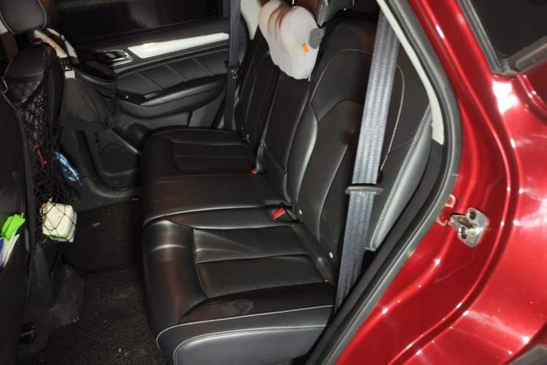 Used Roewe RX5 2016 30T Two-Wheel Drive Automatic Internet Smart Edition Left Rear Seat