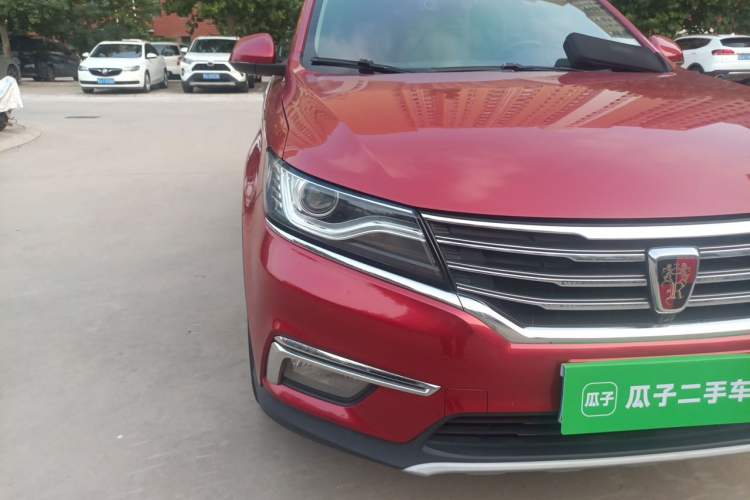 Used Roewe RX5 2016 30T Two-Wheel Drive Automatic Internet Smart Edition Right Front Headlight