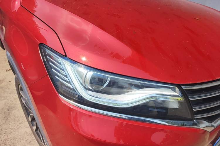 Used Roewe RX5 2016 20T Two-Wheel Drive Automatic Internet Smart Edition Right Front Headlight