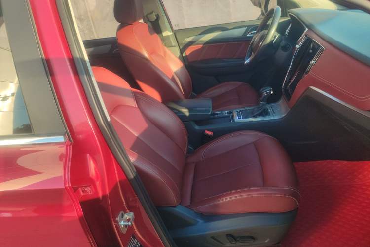 Used Roewe RX5 2016 30T Four-Wheel Drive Automatic Internet Smart Luxury Edition Right Front Seat