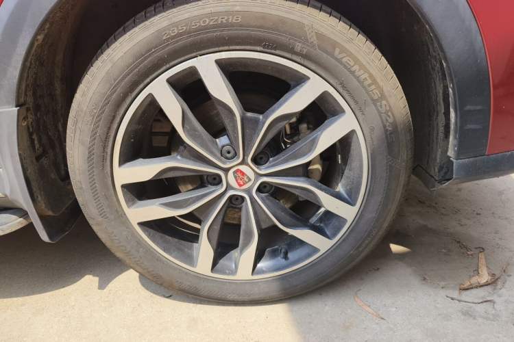 Used Roewe RX5 2016 30T Four-Wheel Drive Automatic Internet Smart Luxury Edition Right Front Wheel Hub