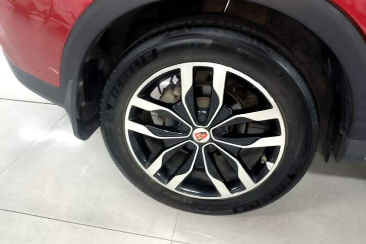 Used Roewe RX5 2016 30T Four-Wheel Drive Automatic Internet Smart Luxury Edition Right Rear Wheel Hub