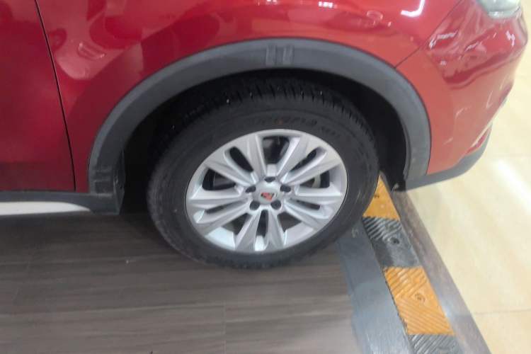 Used Roewe RX5 2016 20T Two-Wheel Drive Automatic Flagship Edition Right Rear Wheel Hub