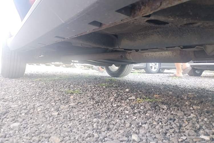 Used Roewe RX5 2016 20T Two-Wheel Drive Automatic Flagship Edition Right Side Sill