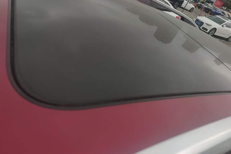 Used Roewe RX5 2016 20T Two-Wheel Drive Automatic Internet Smart Edition Roof