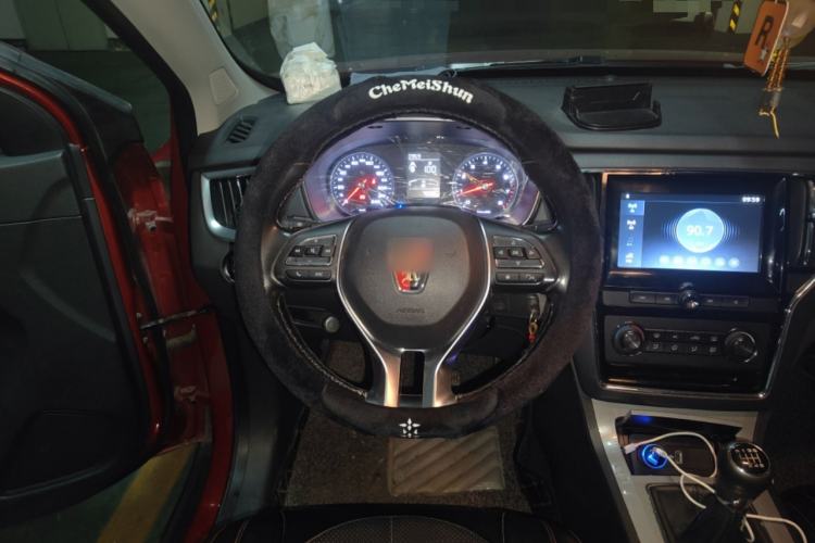 Used Roewe RX5 2016 20T Two-Wheel Drive Manual Flagship Edition Steering Wheel