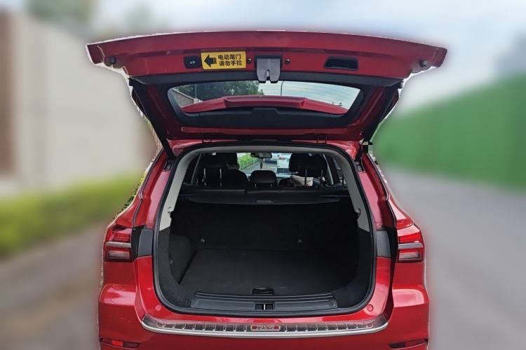 Used Roewe RX5 2016 30T Two-Wheel Drive Automatic Internet Smart Edition Trunk