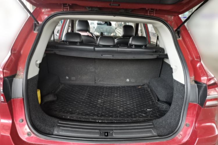 Used Roewe RX5 2016 20T Two-Wheel Drive Automatic Internet Smart Edition Trunk