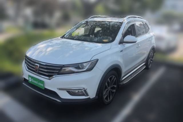 Ojetý Roewe RX5 2016 20T Two-Wheel Drive Manual Transmission Internet Smart Edition