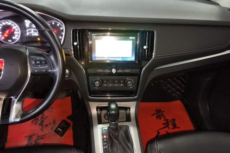 Used Roewe RX5 2016 20T Two-Wheel Drive Automatic Flagship Edition Audio And AC Panel