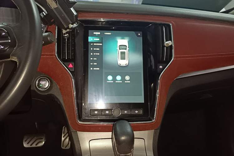 Used Roewe RX5 2016 30T Four-Wheel Drive Automatic Internet Smart Luxury Edition Audio And AC Panel