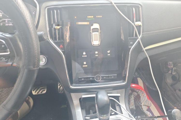 Used Roewe RX5 2016 20T Two-Wheel Drive Automatic Internet Smart Edition Audio And AC Panel