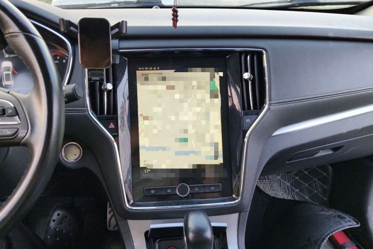 Used Roewe RX5 2016 30T Two-Wheel Drive Automatic Internet Smart Edition Audio And AC Panel