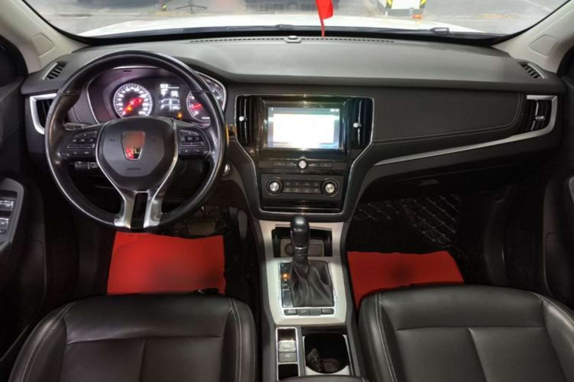 Used Roewe RX5 2016 20T Two-Wheel Drive Automatic Flagship Edition Center Console